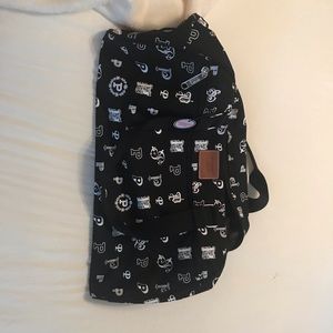 Victoria’s Secret pink overnight duffle. Nwt